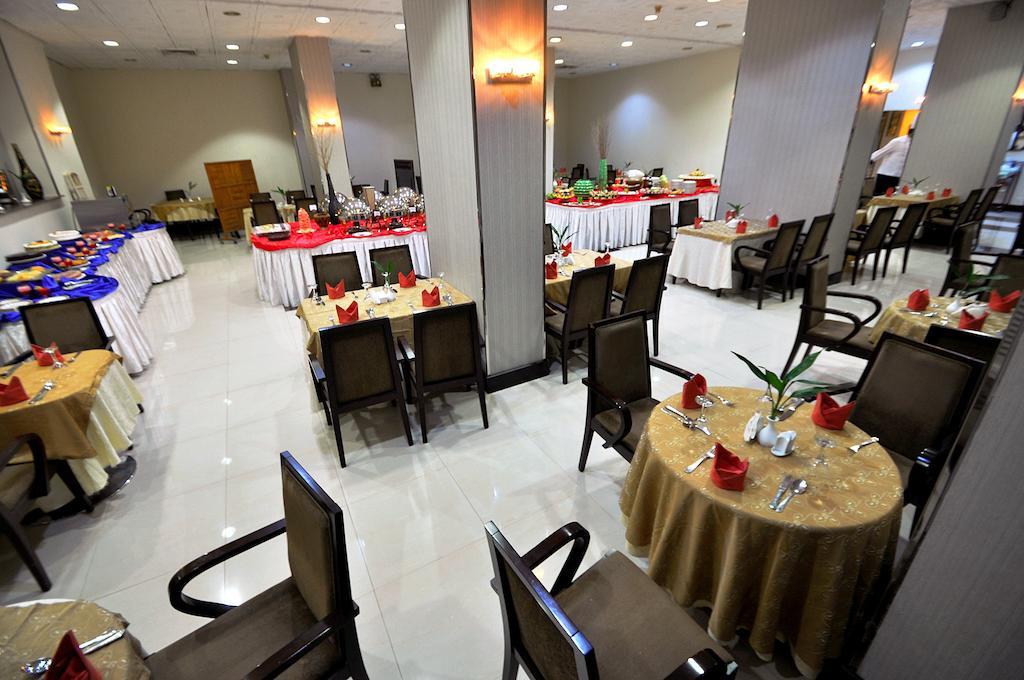 Hotel Golden Tulip
